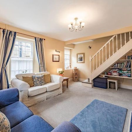 Peaseblossom House, A Charming Grade II Listed Building, In A Great Location In Alnwick Exteriör bild